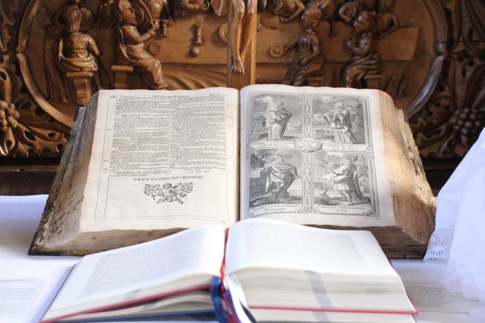 Bibel.JPG